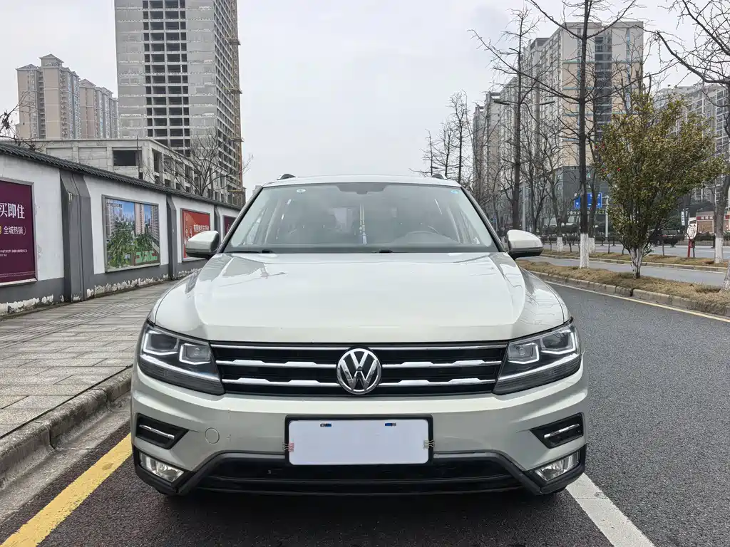 Volkswagen Tiguan L 2020