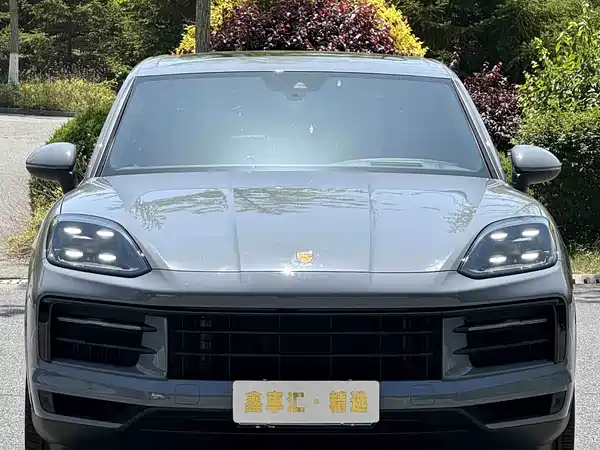 Porsche Cayenne 2024
