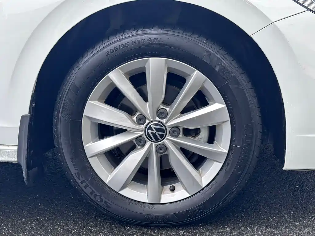 Volkswagen Bora 2021