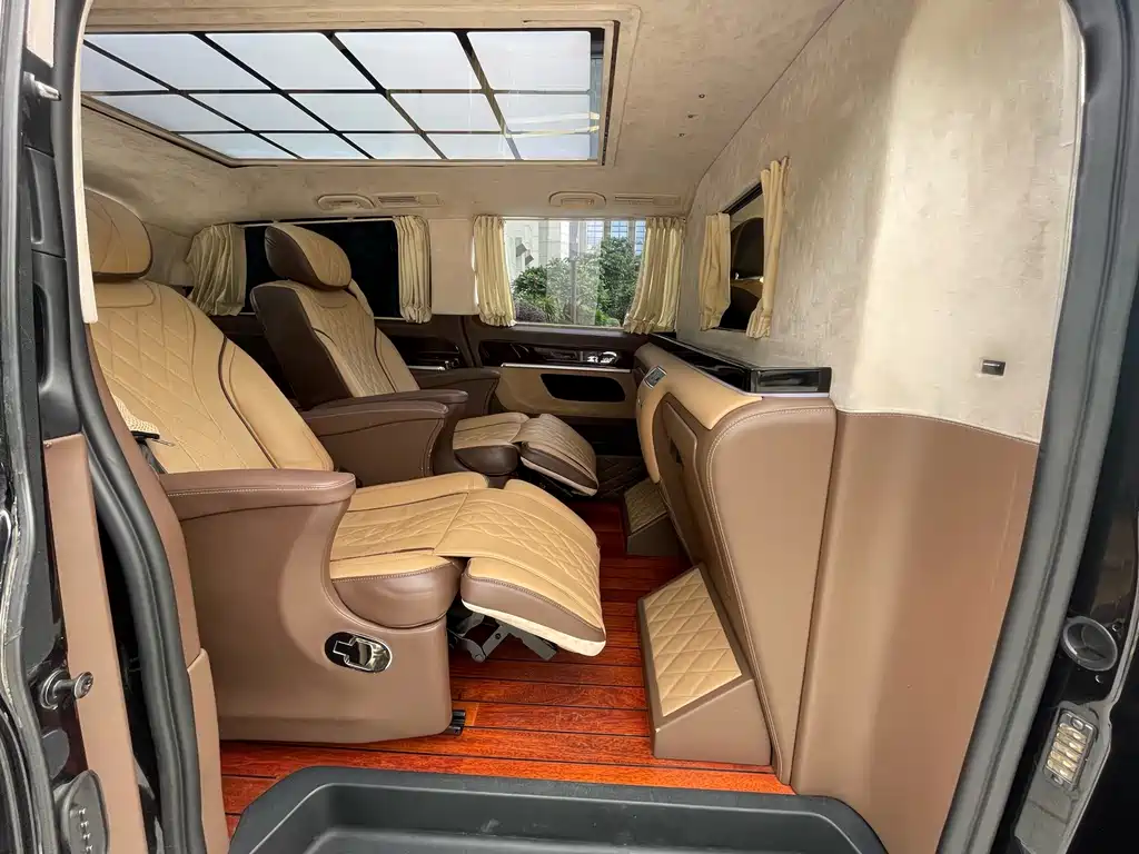 Mercedes-Benz Vito 2018 — фото 18