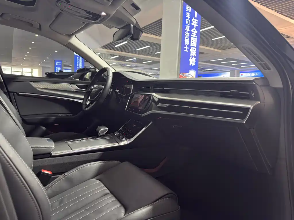 Audi A6L 2023 — фото 14