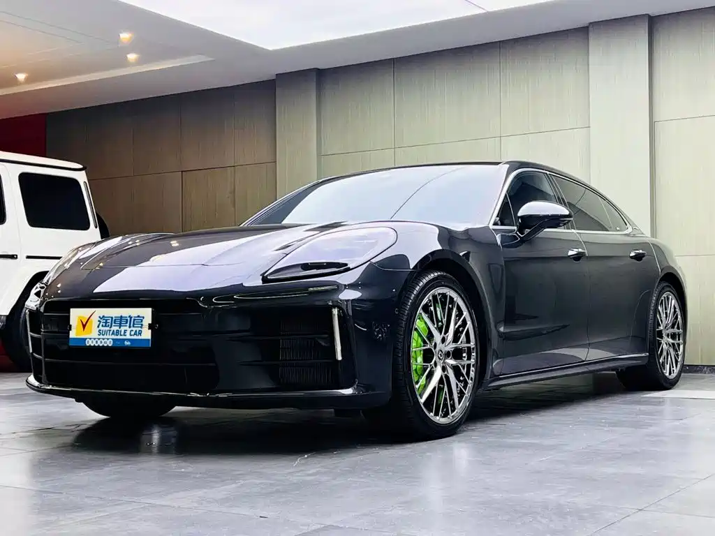 Porsche Panamera 2025 — фото 1