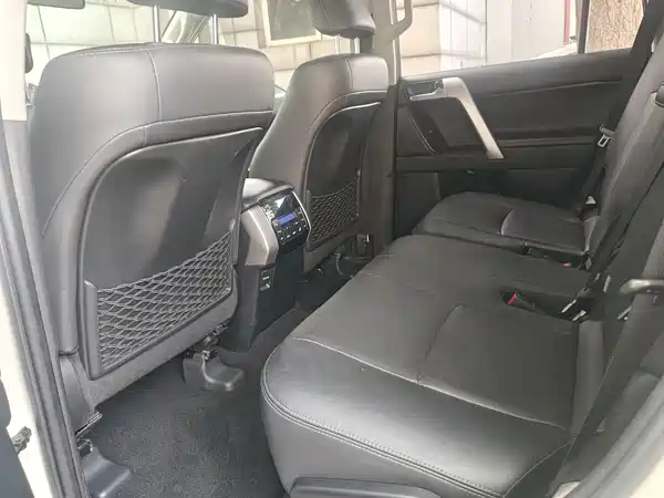 Toyota Prado 2019