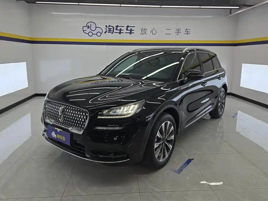 Lincoln Corsair 2021