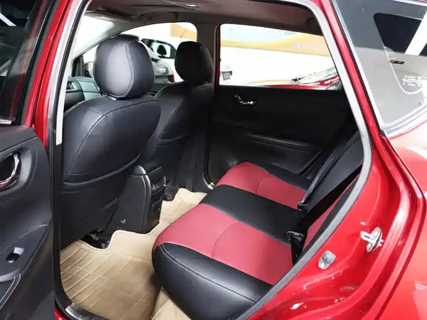 Nissan Tiida 2017