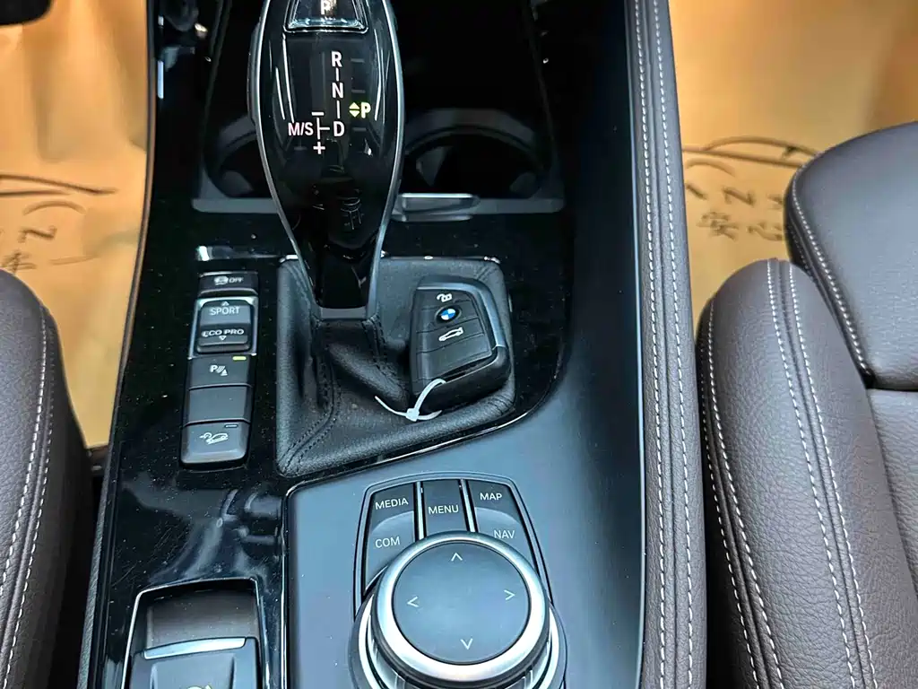 BMW X1 2019 — фото 19