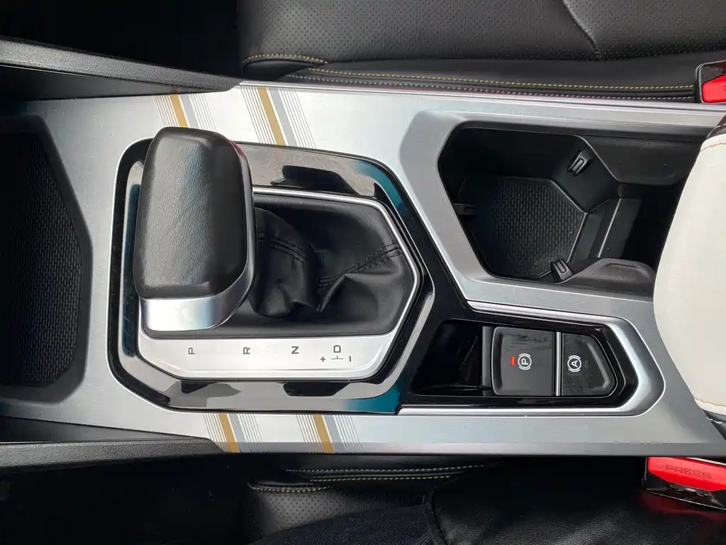 Geely Emgrand L 2022 — фото 13