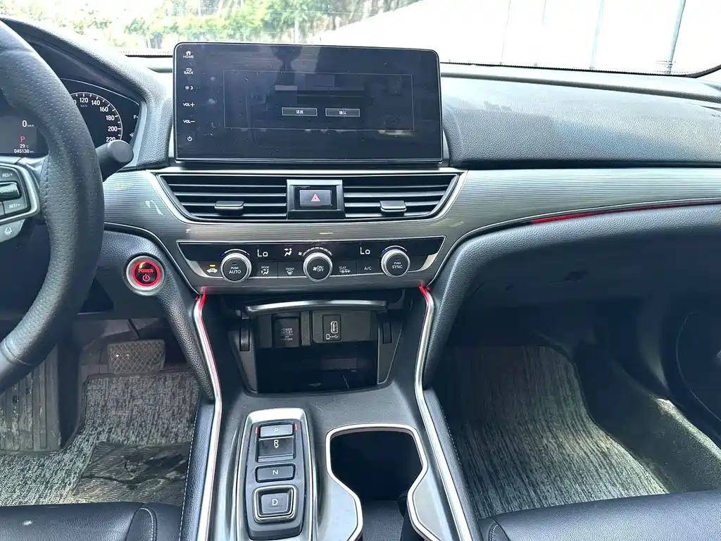 Honda Accord 2023 — фото 10