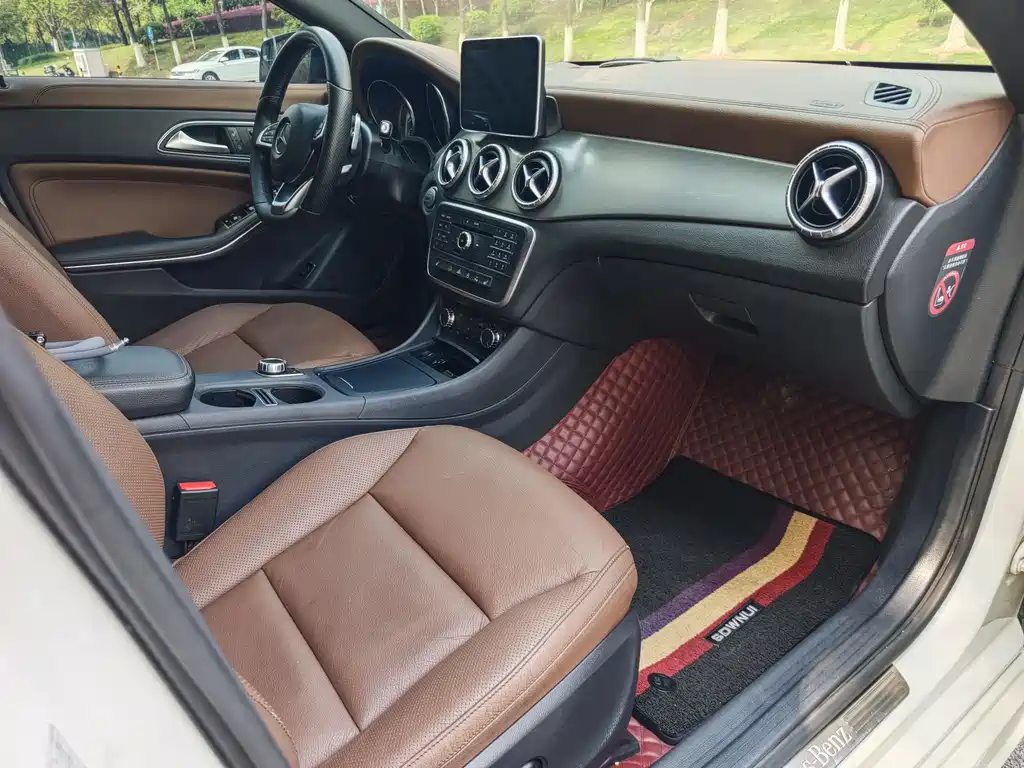 Mercedes-Benz CLA 2015 — фото 9