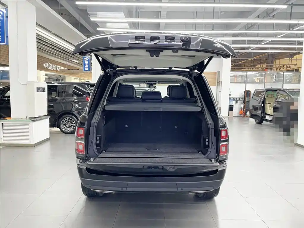 Land Rover Range Rover 2019 — фото 13
