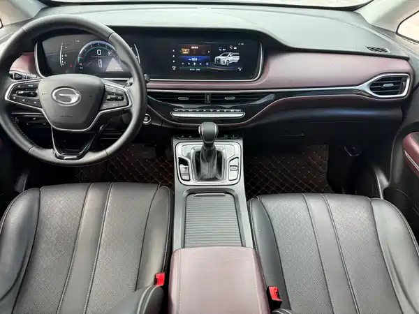 GAC Trumpchi M6 2021