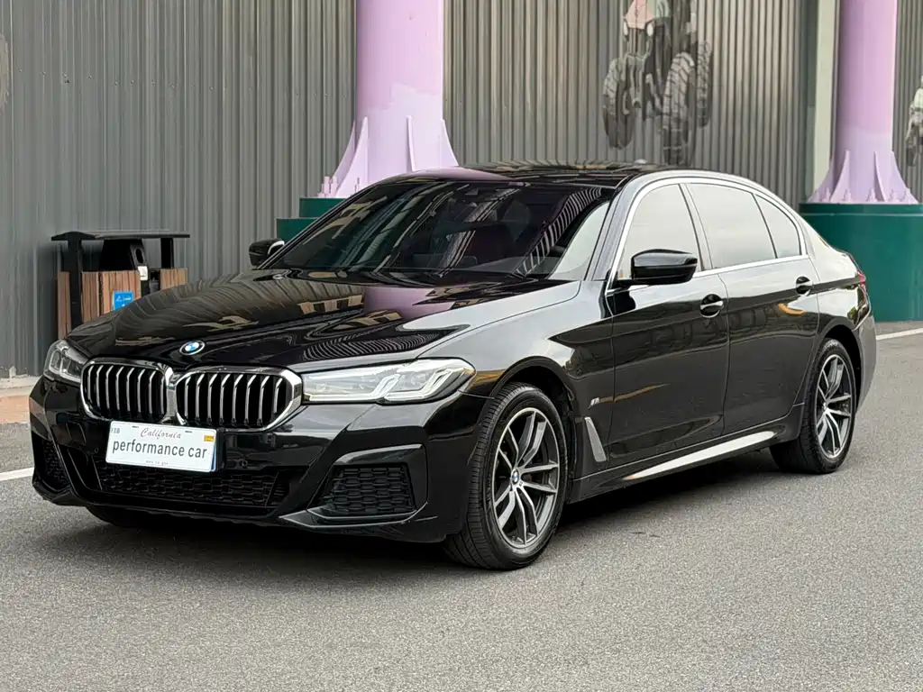 BMW 5 Series 2021