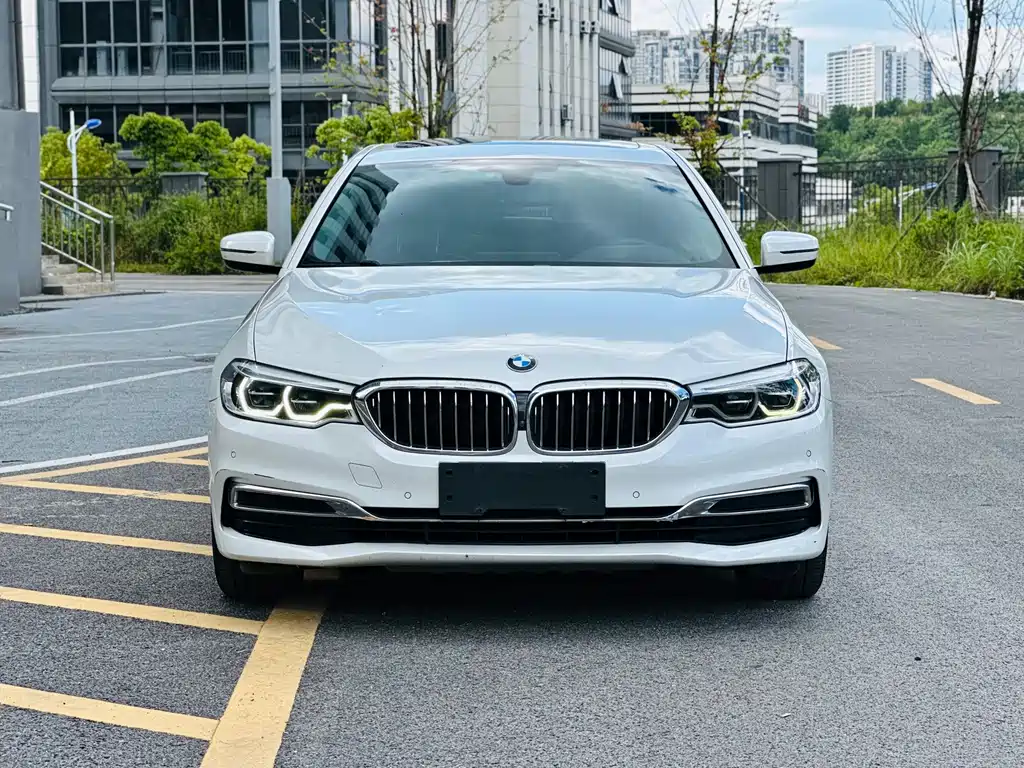 BMW 5 Series 2020