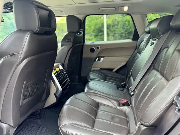 Land Rover Range Rover Sport 2015