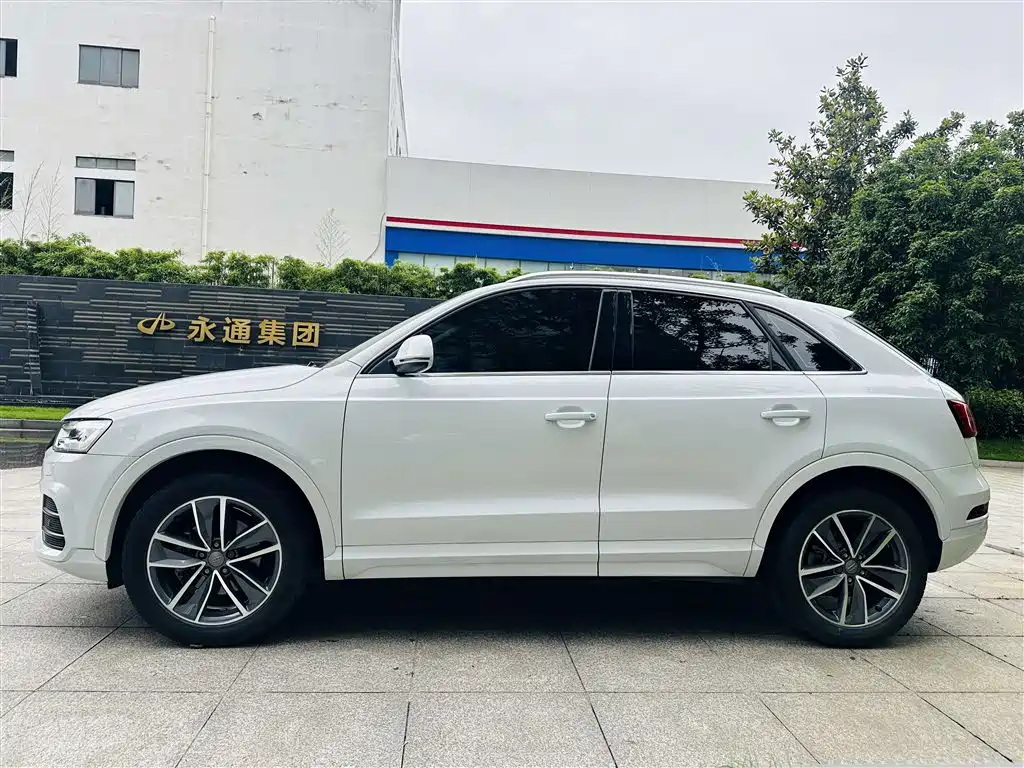 Audi Q3 2018 — фото 4
