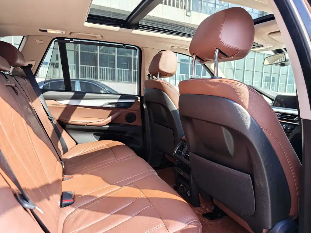 BMW X5 2018 — фото 14