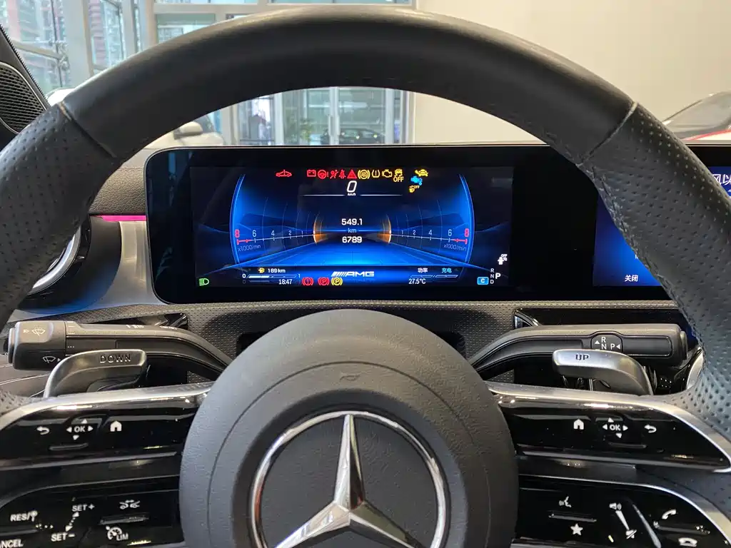 Mercedes-Benz CLA AMG 2025 — фото 6