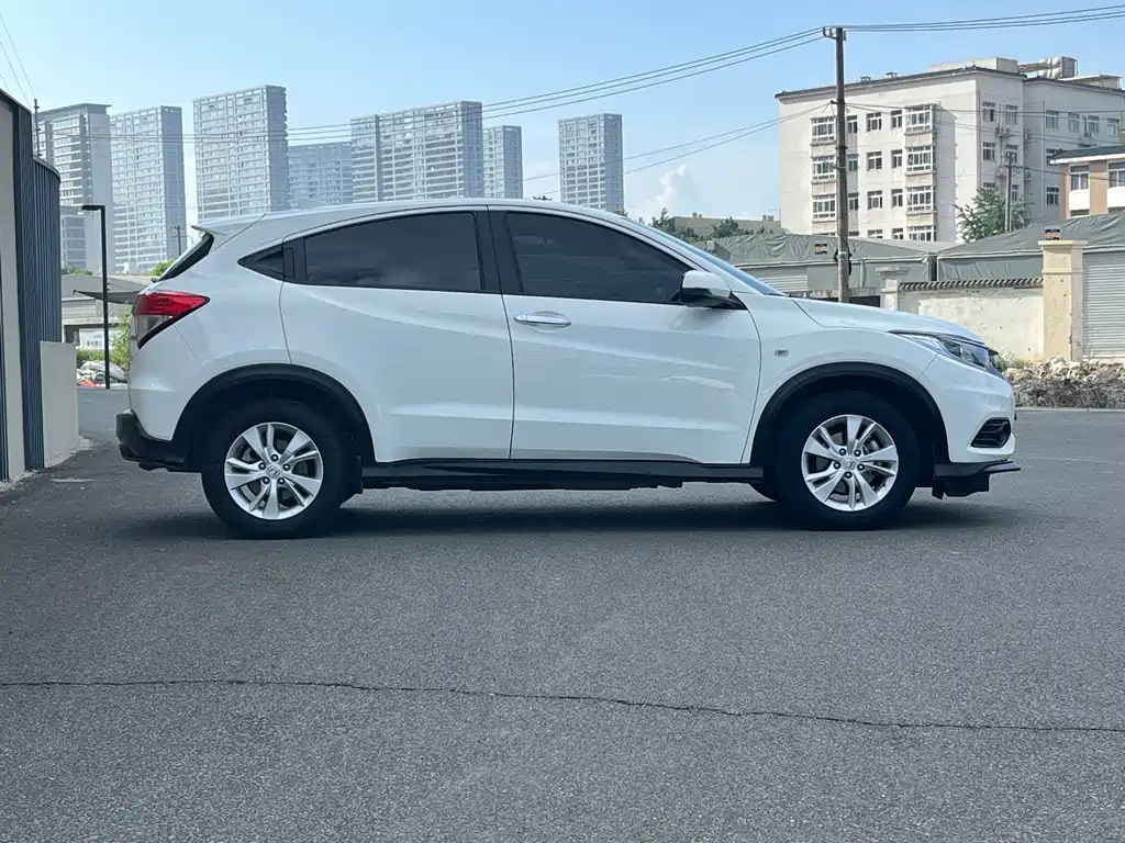 Honda Vezel 2020 — фото 9