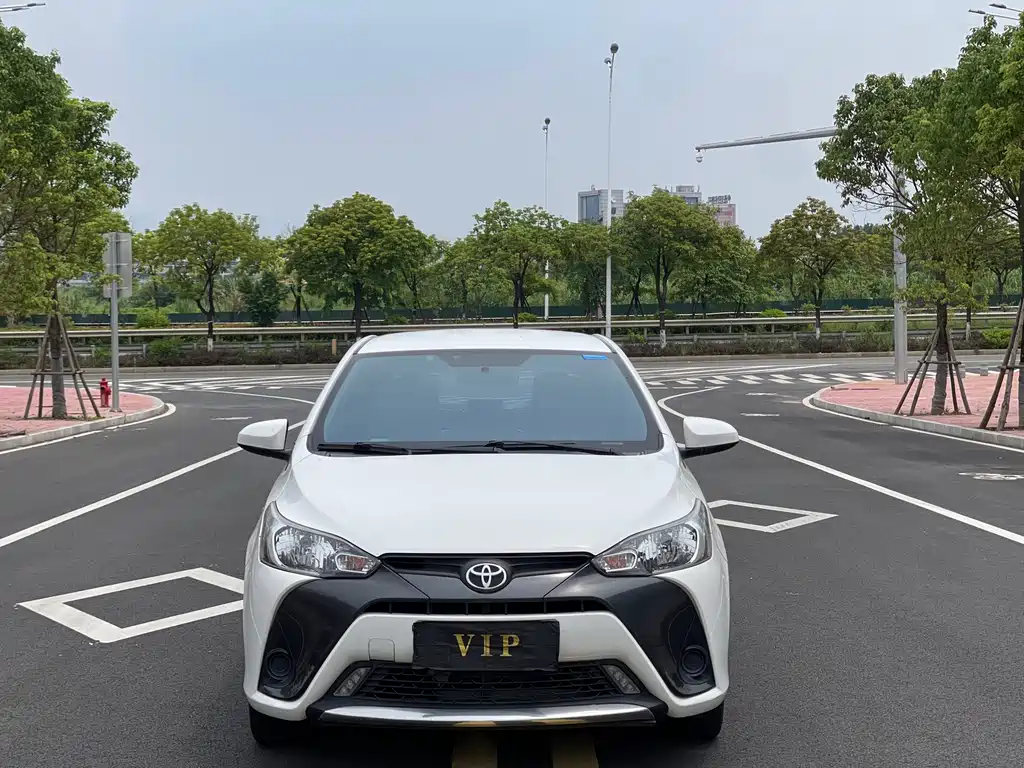 Toyota Yaris L 2019