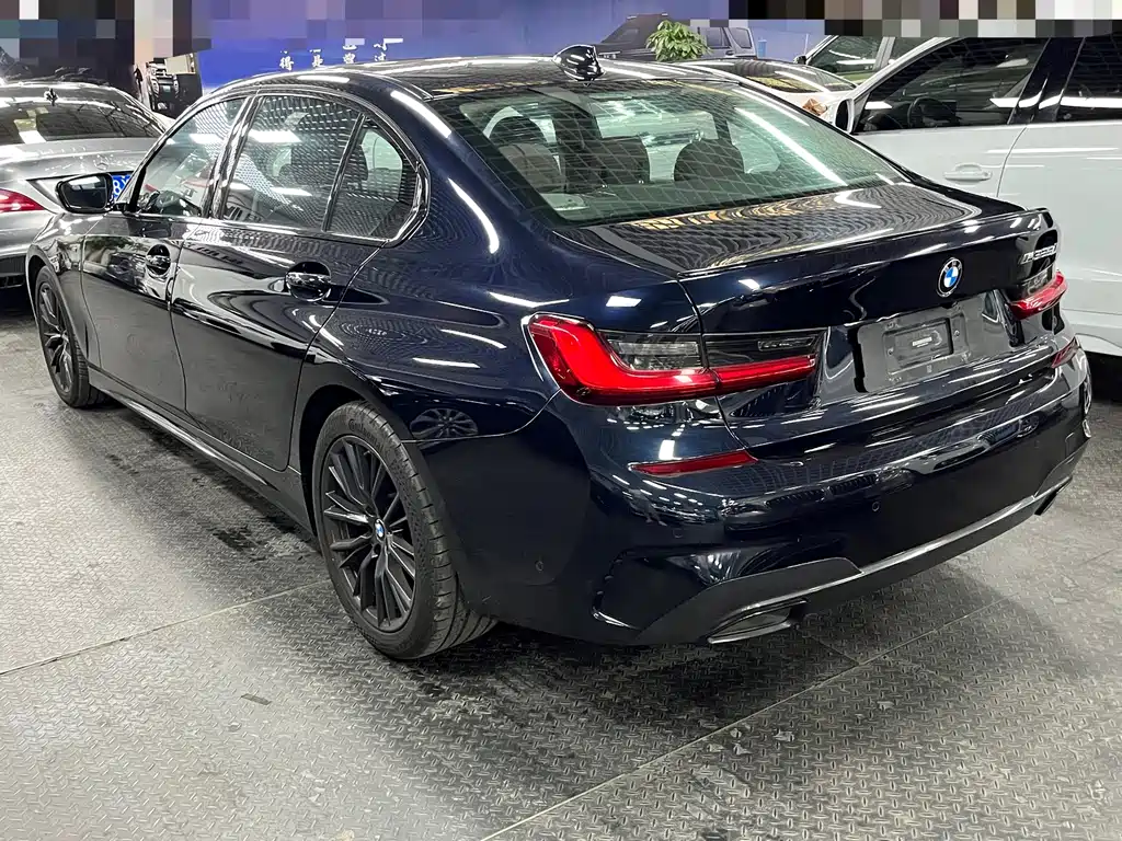 BMW 3 Series 2021