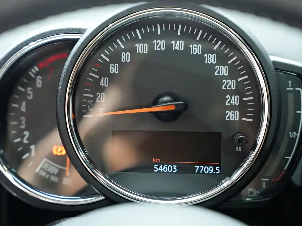 MINI Clubman 2020 — фото 15