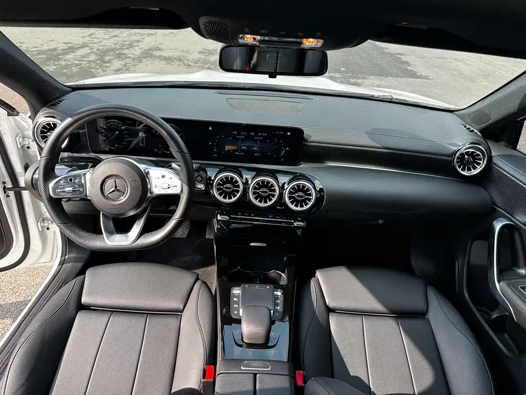 Mercedes-Benz A-Class 2022
