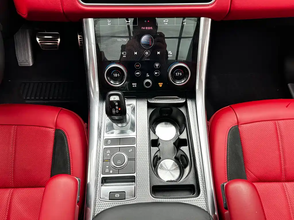 Land Rover Sport 2021 — фото 17