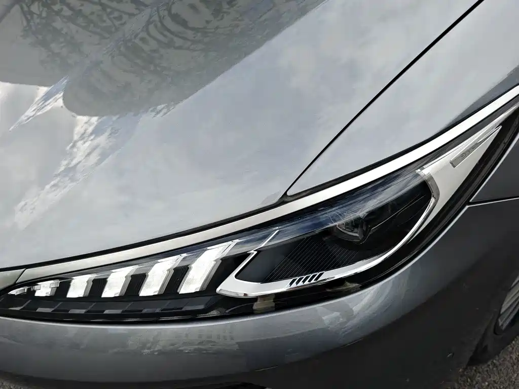 BYD Qin PLUS 2025 — фото 17