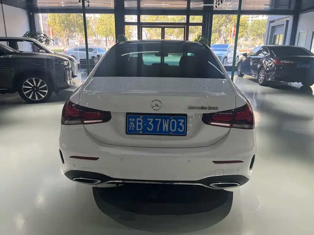 Mercedes-Benz A-Class 2020 — фото 7