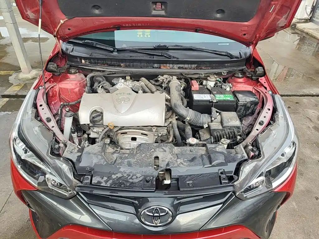Toyota Yaris L 2019 — фото 20