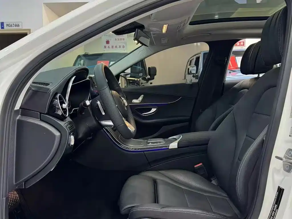Mercedes-Benz C-Class 2020 — фото 4