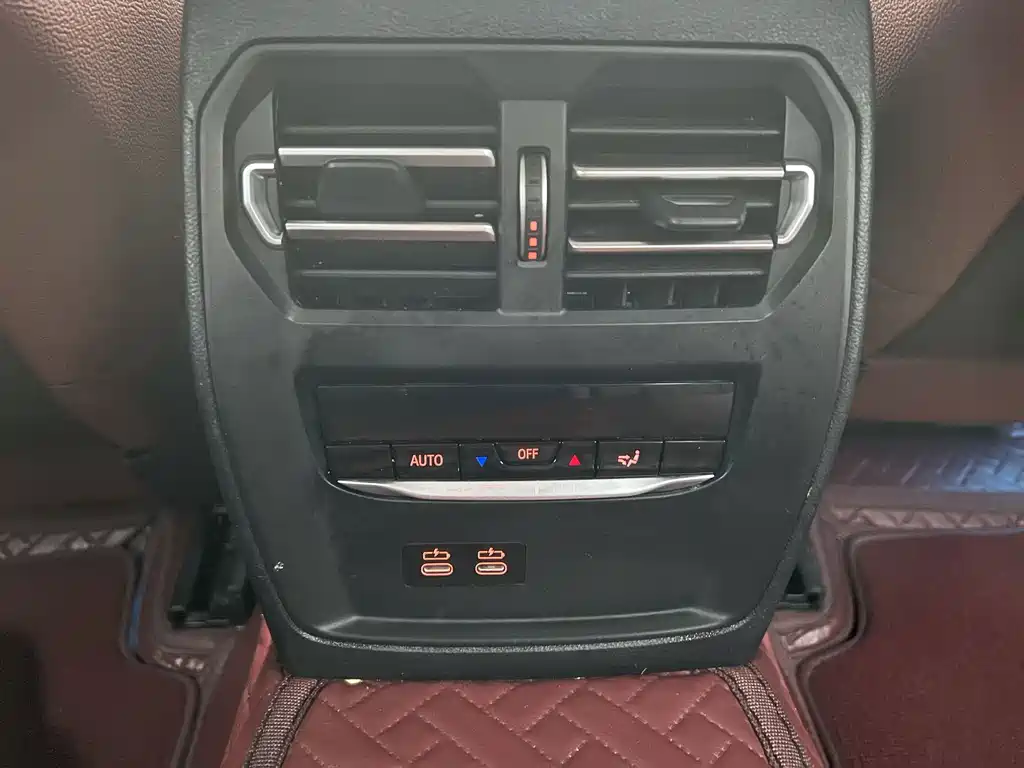 BMW 3 Series 2022 — фото 14