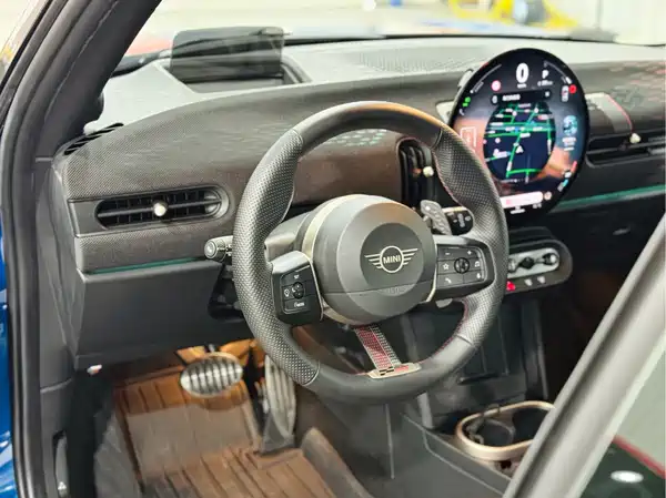 MINI JCW 2025