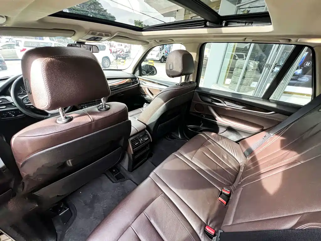 BMW X5 2014 — фото 10