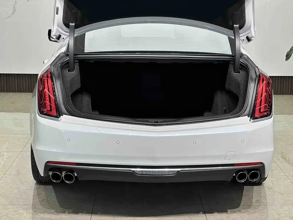 Cadillac CT6 2017 — фото 7