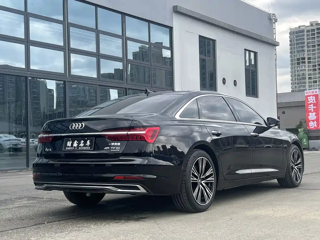 Audi A6L 2023 — фото 9