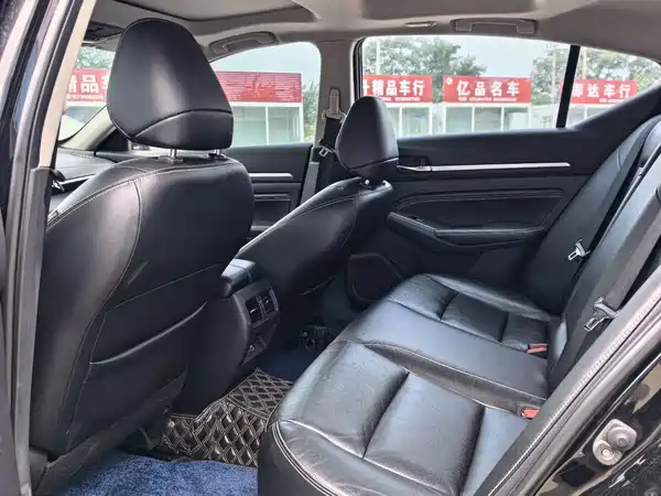 Nissan Teana 2020