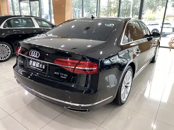 Audi A8 2015