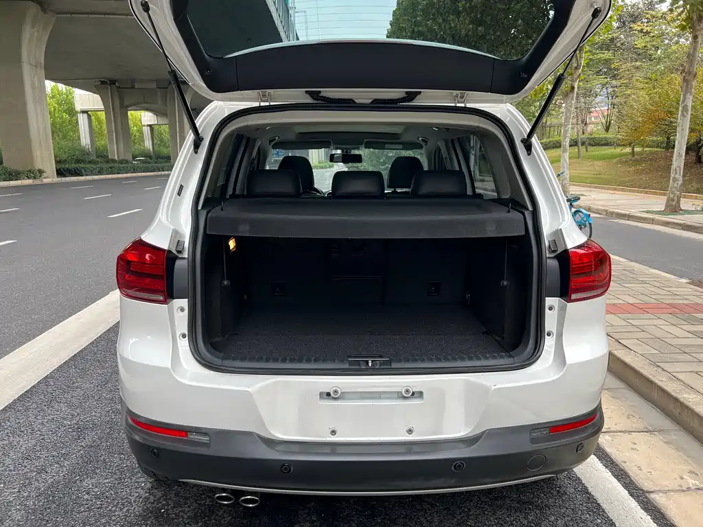 Volkswagen Tiguan 2016 — фото 26