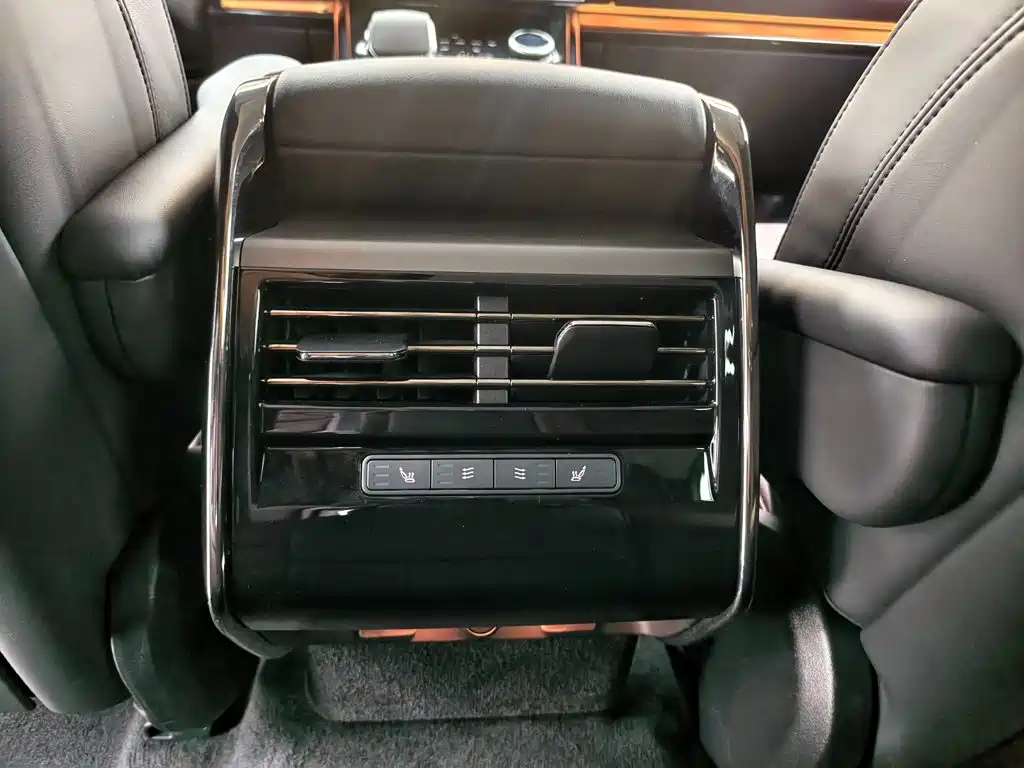 Land Rover Range Rover Sport 2024 — фото 12