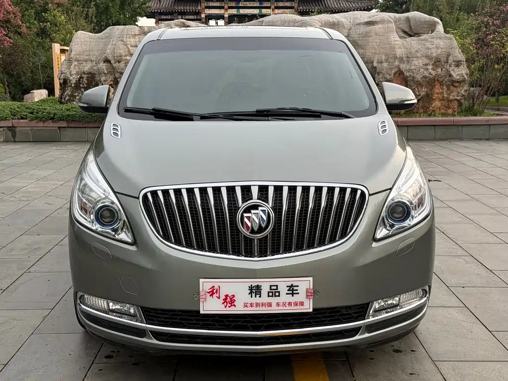 Buick GL8 2015 — фото 2