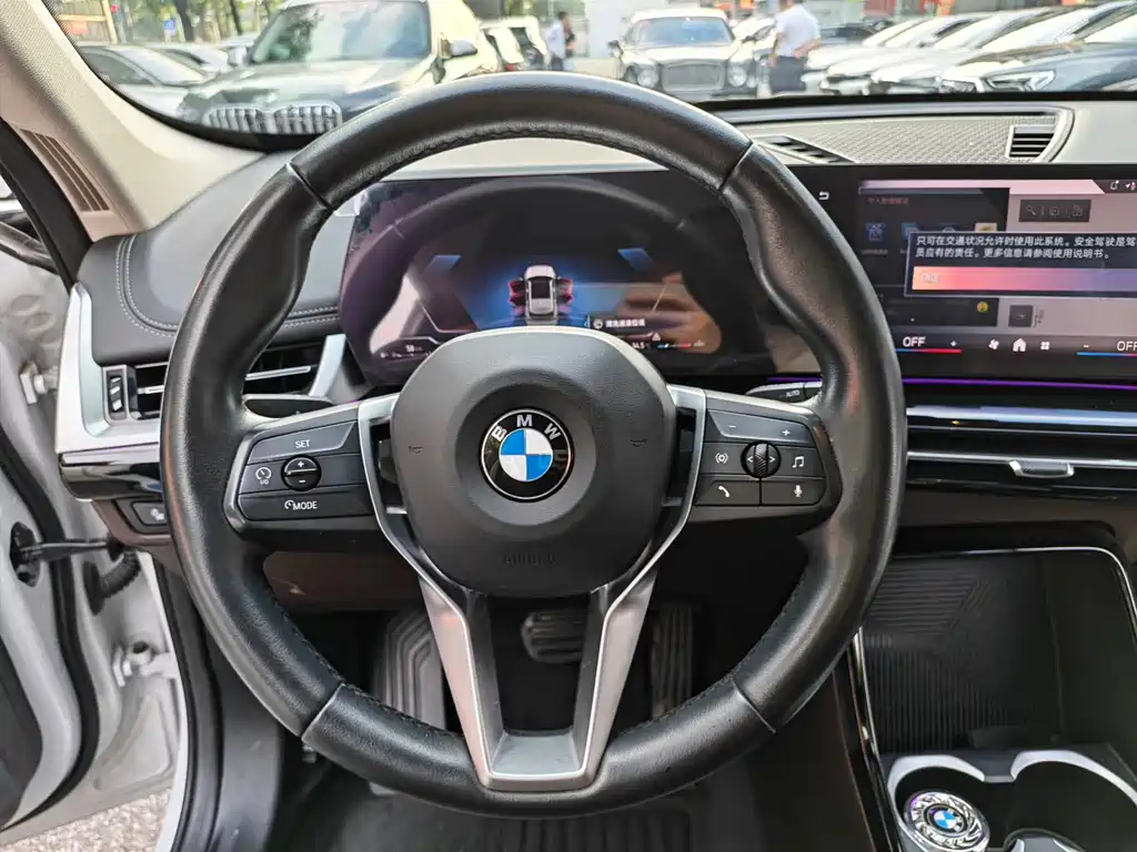 BMW X1 2023 — фото 11