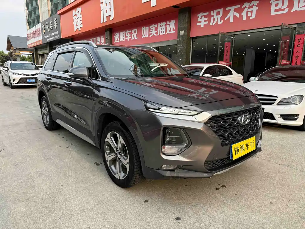 Hyundai Santa Fe 2019 — фото 3