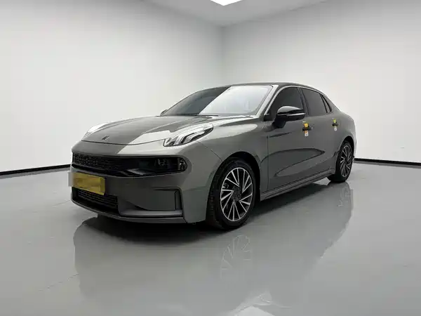 Lynk & Co 03 2022