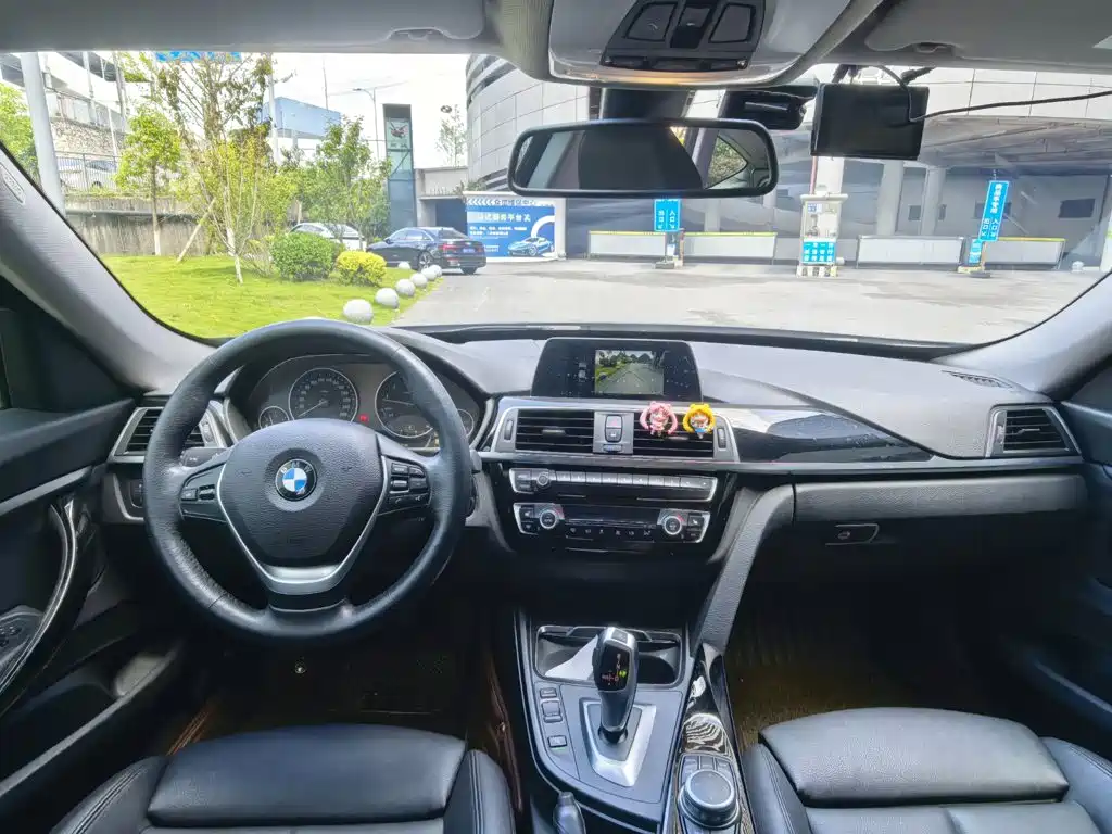 BMW 3 Series GT 2019 — фото 7
