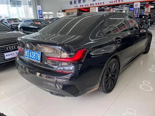 BMW 3 Series 2021