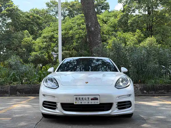Porsche Panamera 2017