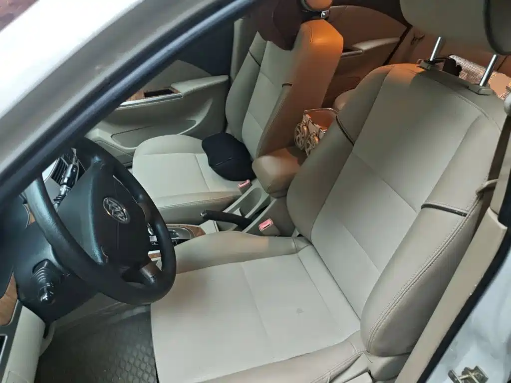 Buick Excelle 2016 — фото 16