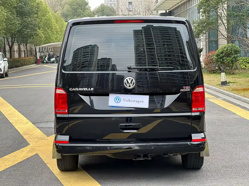 Volkswagen Caravelle 2018 — фото 4