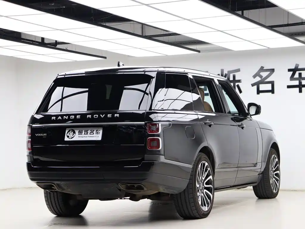 Land Rover Range Rover 2021 — фото 25